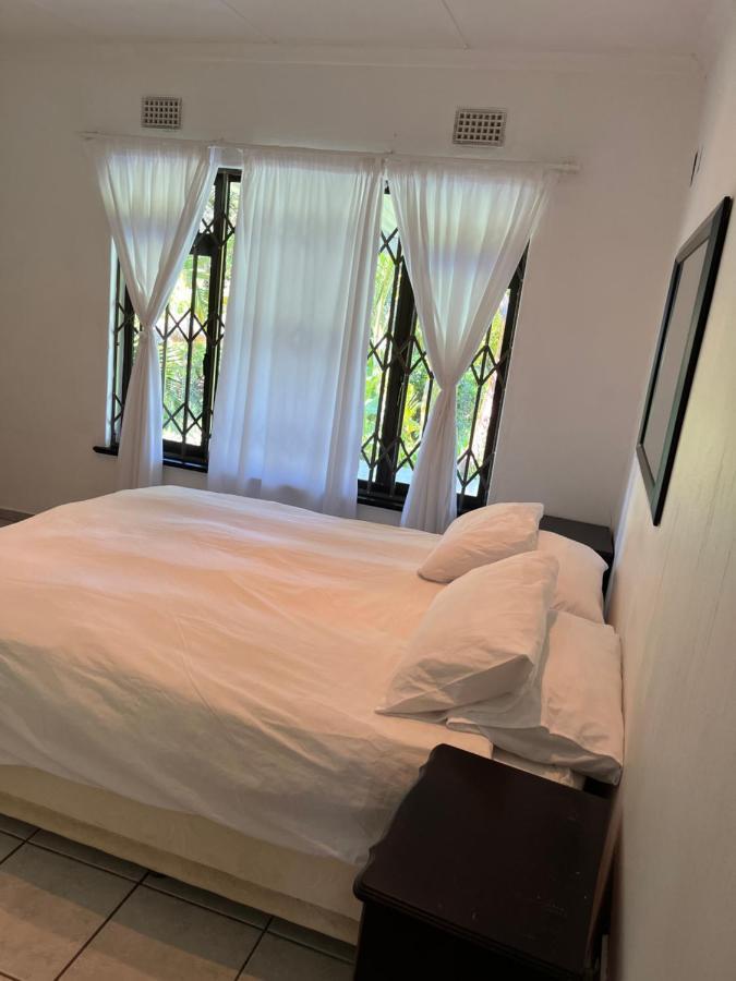 Mtunzi Park, 39 Peaceful Shores Villa Scottburgh Exterior photo